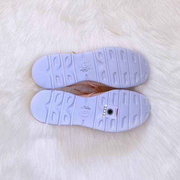 UGG Women’s Willows Sneakers In Peach Fuzz - Picture 8 of 8